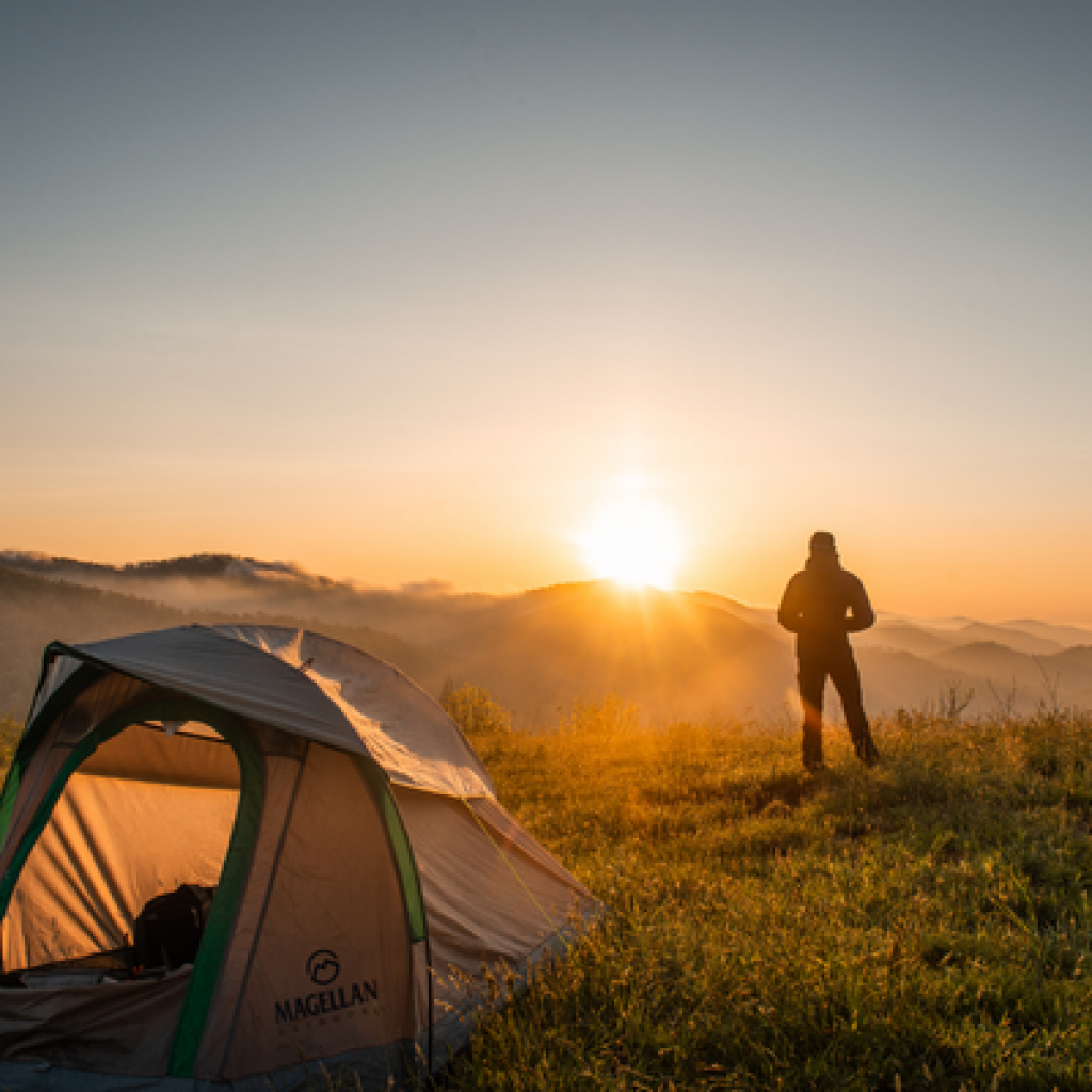 BEST 10 CAMPING IN SRI LANKA