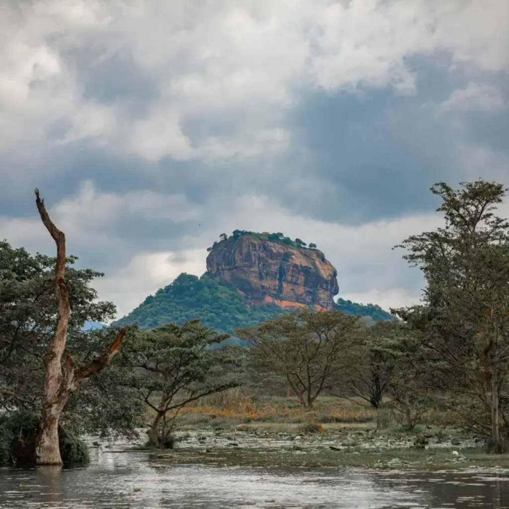 Discover the Enigmatic Beauty of Sigiriya