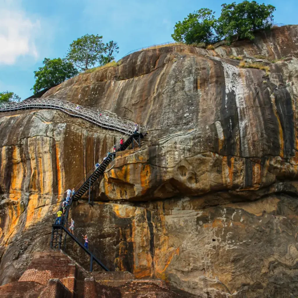 Discover the Enigmatic Beauty of Sigiriya