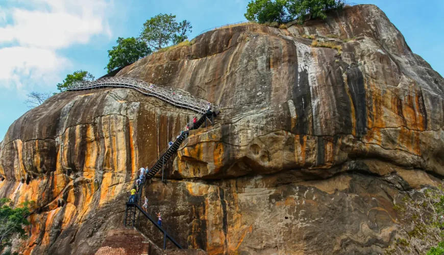 Discover the Enigmatic Beauty of Sigiriya